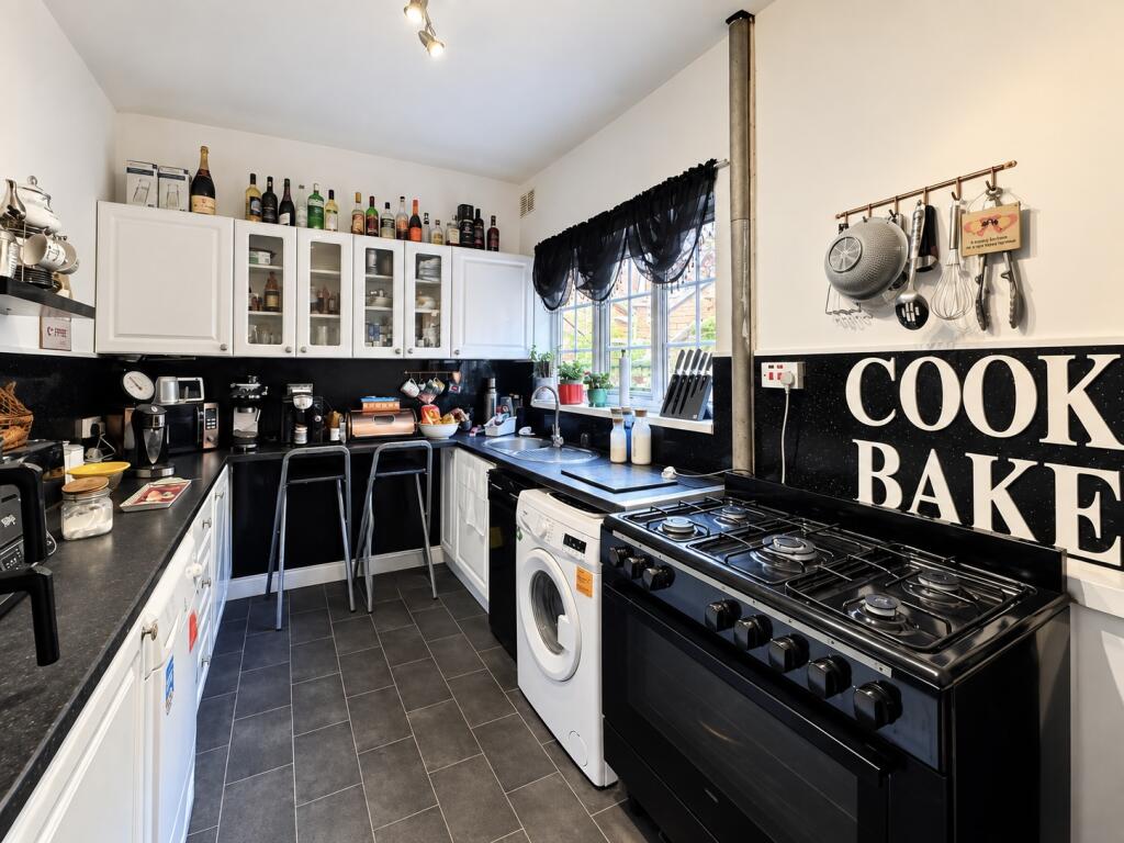 House in Leicester - More