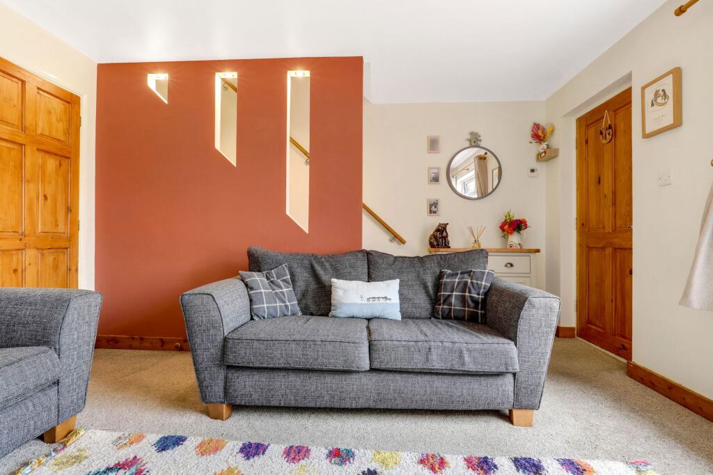 House in Gedling, St. Albans - View 4