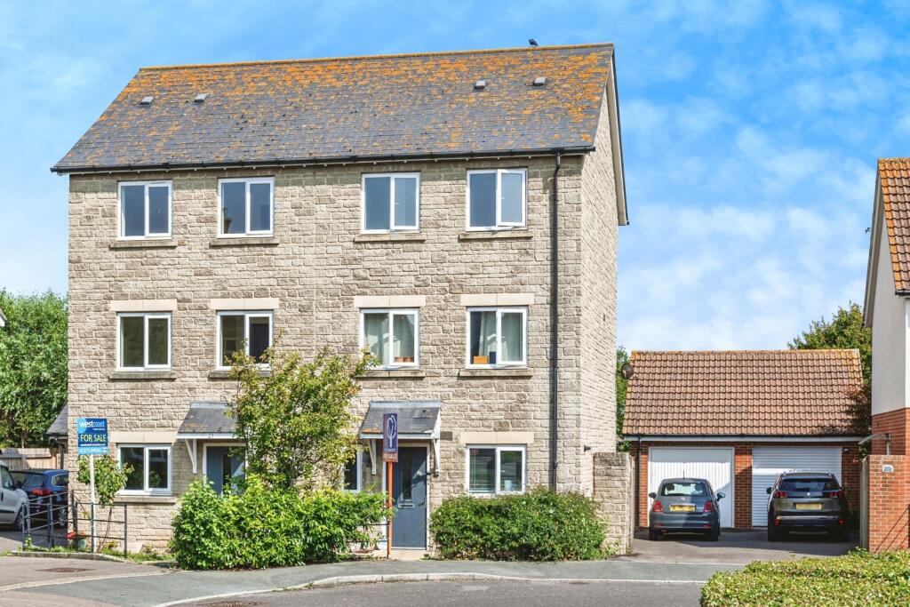 Main image of property: Fennel Road, Portishead, Bristol, Somerset, BS20