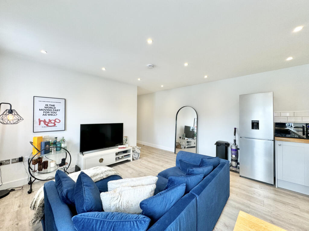 Apartment in Leeds - View 4