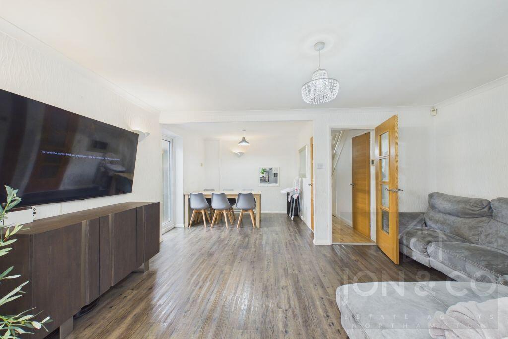 House in Northampton - View 4