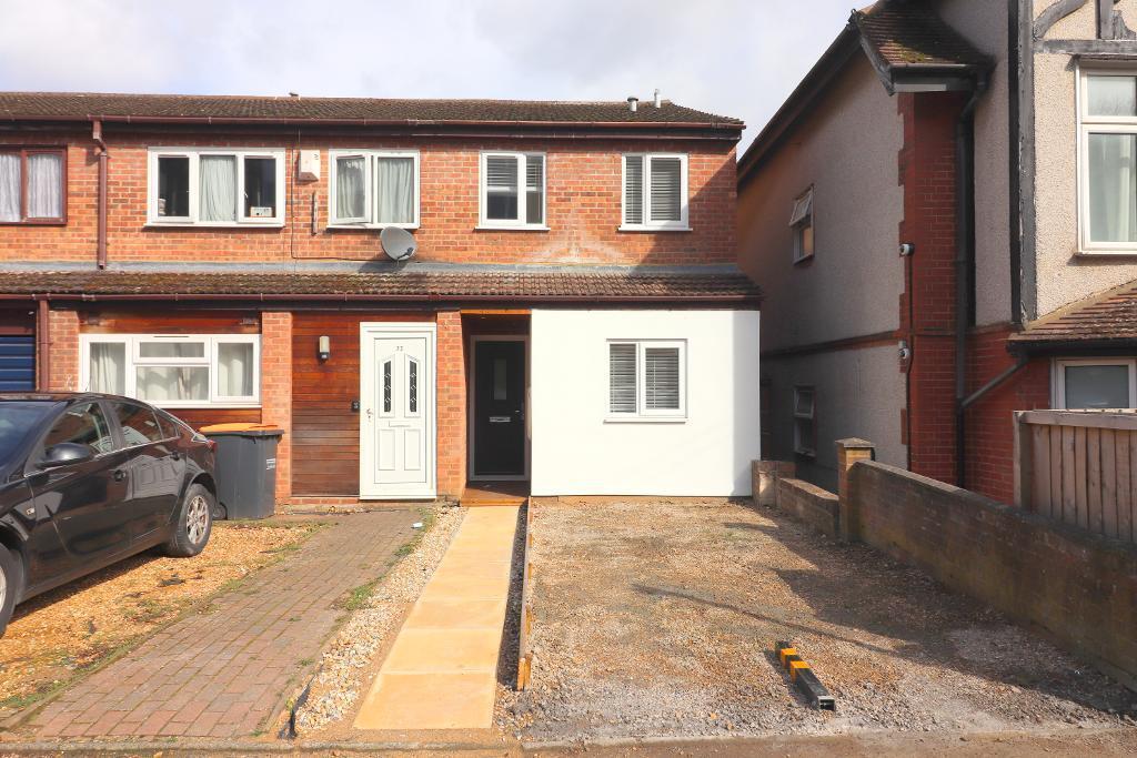 Main image of property: Downs Road, Luton, Bedfordshire, LU1 1QR