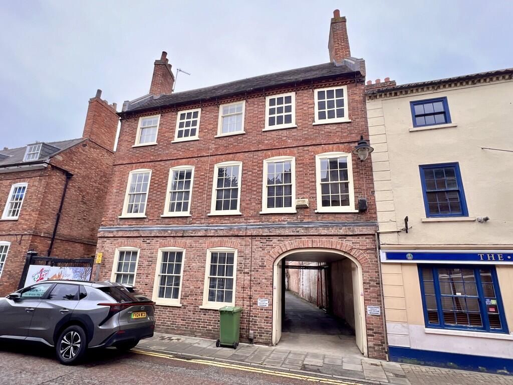 Main image of property: Appleton Gate, Newark