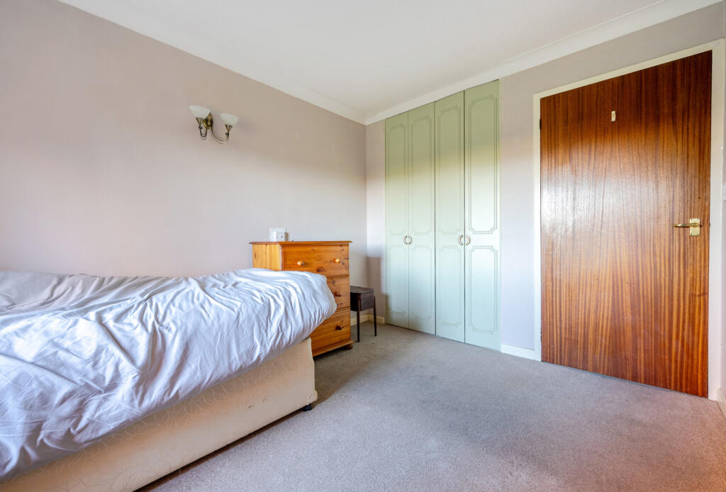 Apartment in Cheltenham, Warden Hill, Lansdown - View 4