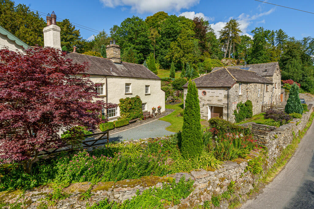 Main image of property: High Stott Park Cottage & Barn, High Stott Park, Finsthwaite, Nr Ulverston, Cumbria LA12 8AY
