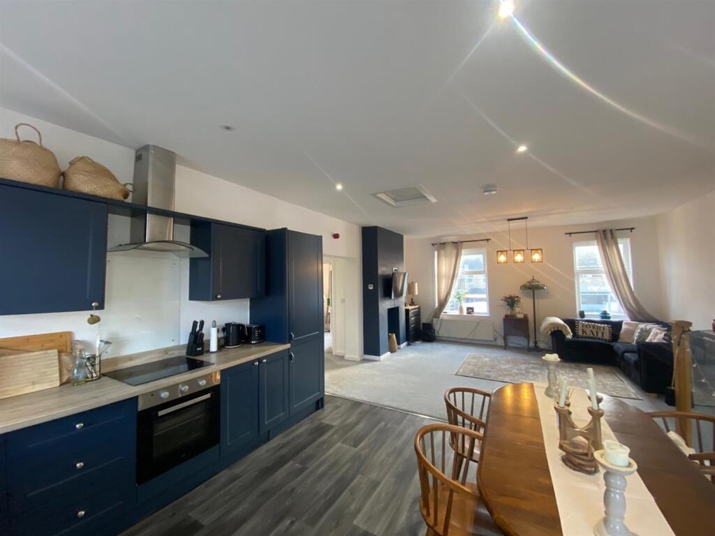 Main image of property: Wakefield Road, Waterloo, Huddersfield