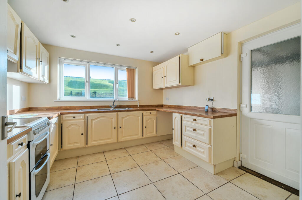 Hayes Road, Compton Dundon, TA11 photo 4