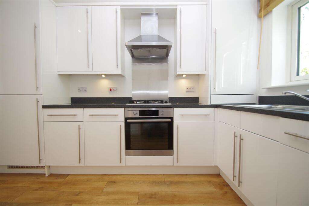 House in South Oxfordshire, Cholsey - More