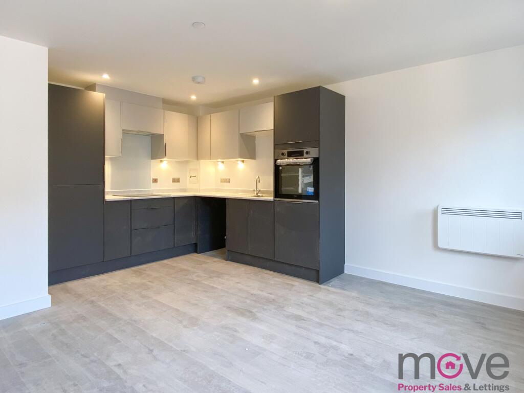Apartment in Gloucester - View 3