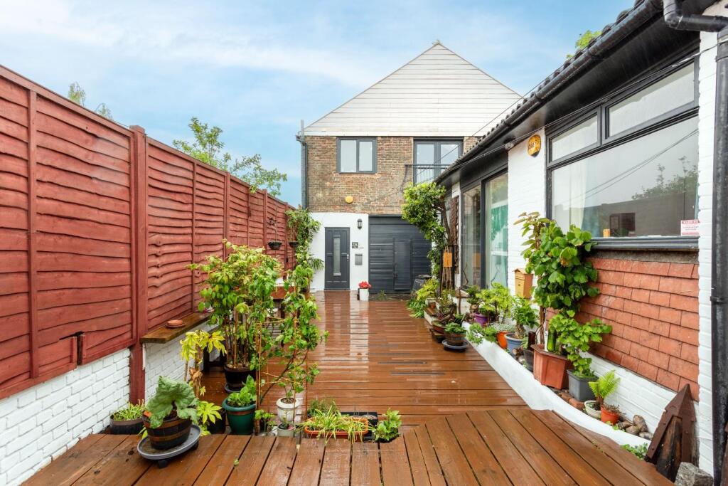 Main image of property: Hollingbury Road, Brighton