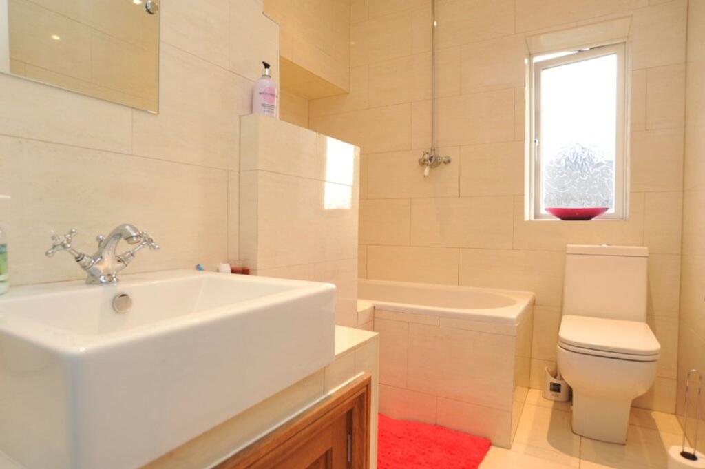 Mayfield Terrace, Harrogate, HG1 photo 4