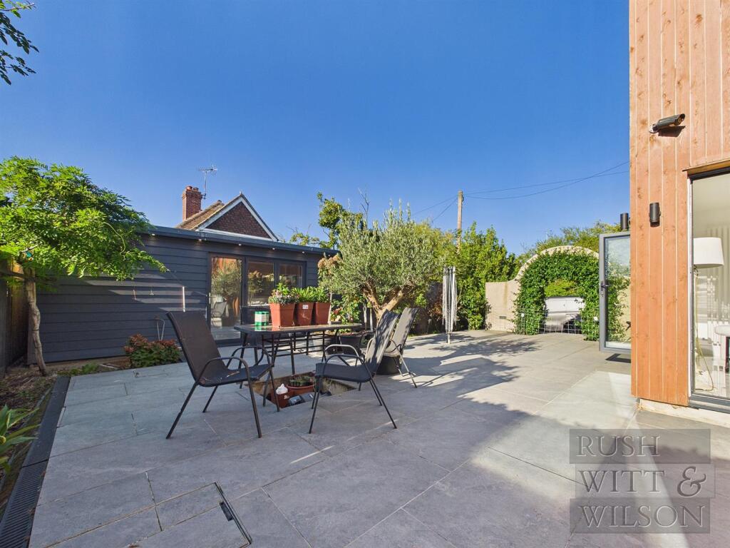 Vale Road, Battle photo 2