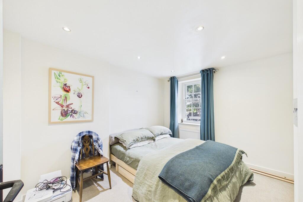 House in Lancaster - View 5
