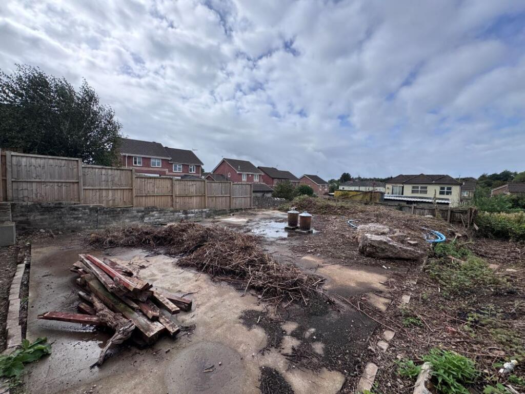 1, 1 Porthcawl Road Bulding plot at rear of Arwerydd, Porthcawl Road, South Cornelly, Bridgend, Mid Glamorgan, CF33 4RG - More