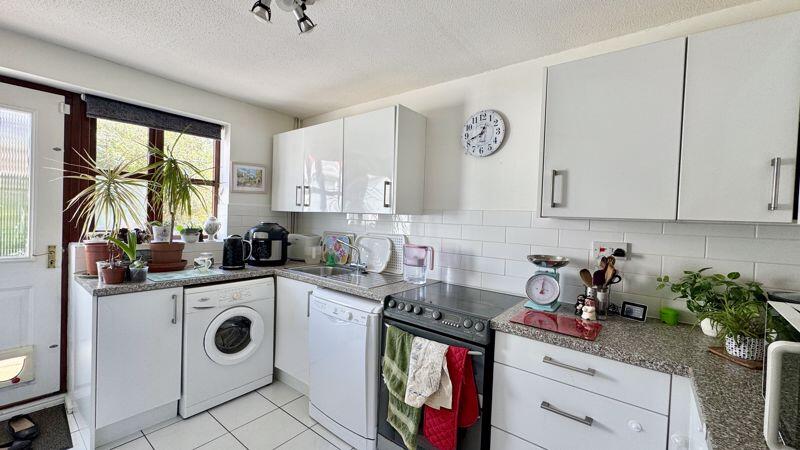 Adelaide Close, Waddington, Lincoln – další