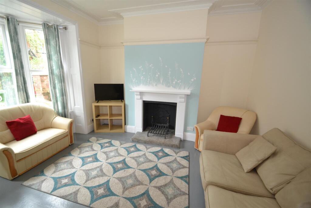 House in Exeter - View 3