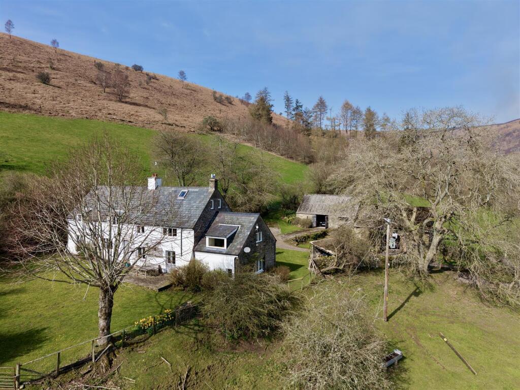 Main image of property: Cwmdu, Crickhowell