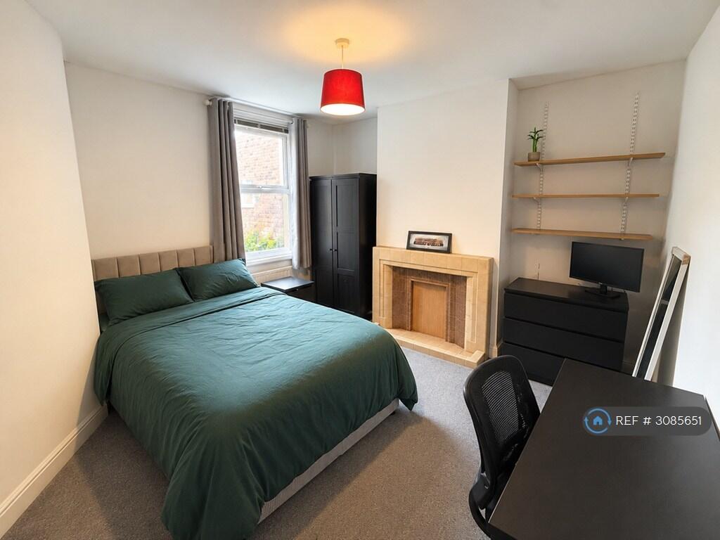 Main image of property: Donnington Road, Reading, RG1