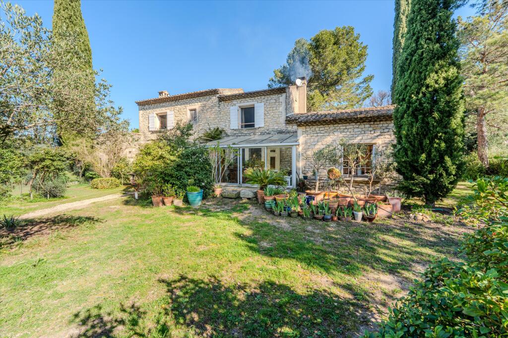 Main image of property: Provence-Alps-Cote d`Azur, Bouches-du-Rhône, St-Rémy-de-Provence