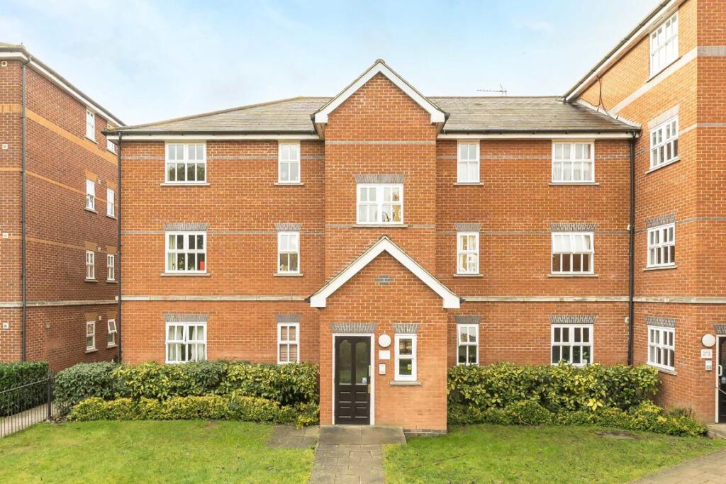 Main image of property: Macmillan Way, Tooting