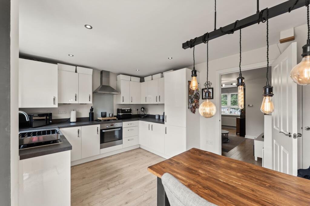 Dahlia Crescent, Northwich, CW8 photo 3