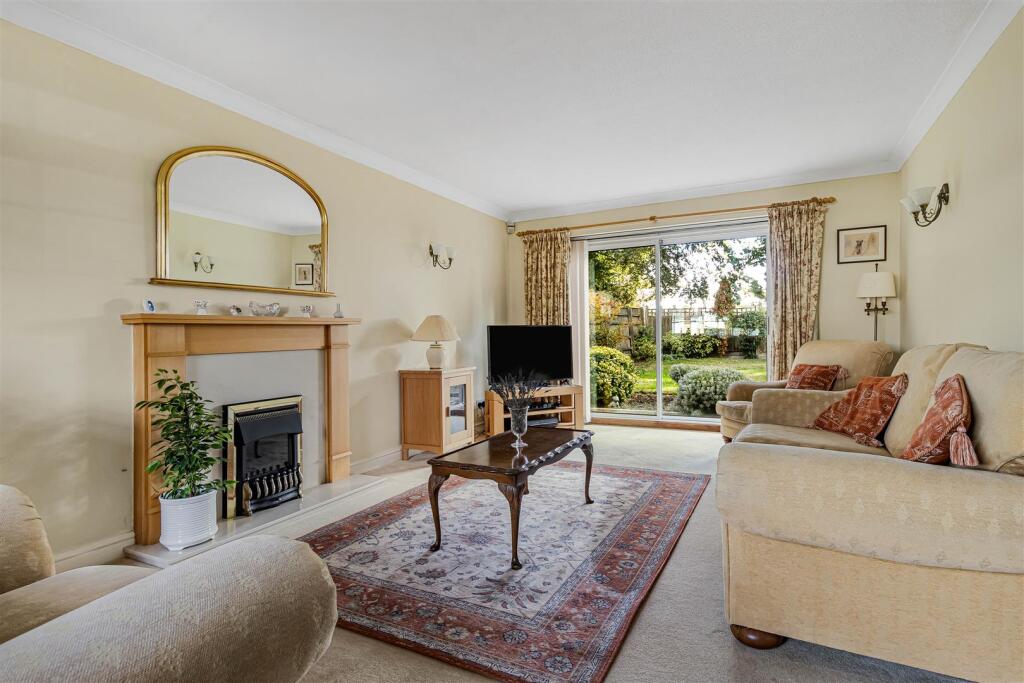 House in West Suffolk, Newmarket - View 2
