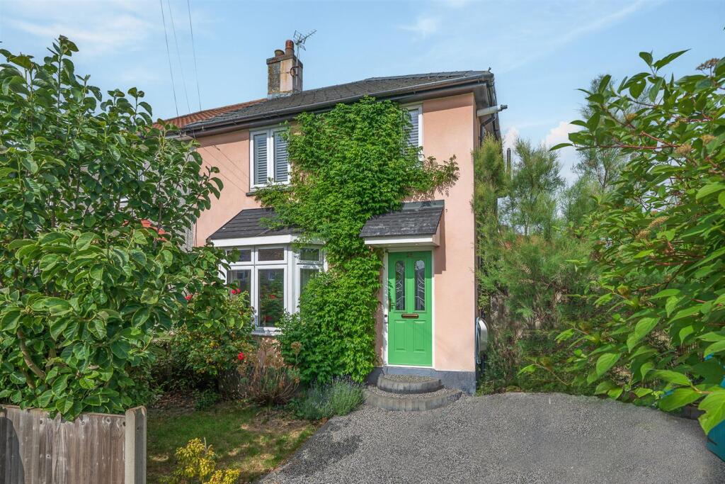 Main image of property: Lynsted Gardens, London