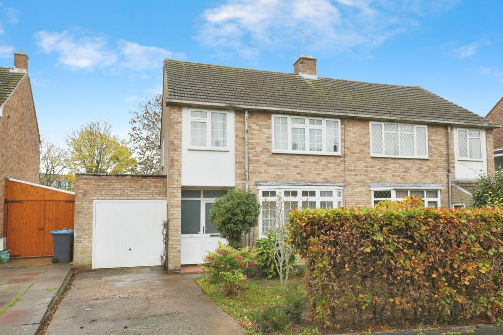 Main image of property: Mayfield Road, Southam, Warwickshire, CV47