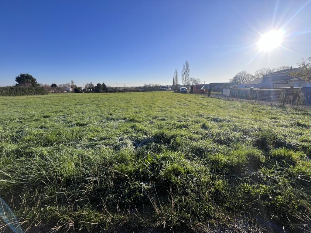 Main image of property: 17120 mortagne-sur-gironde