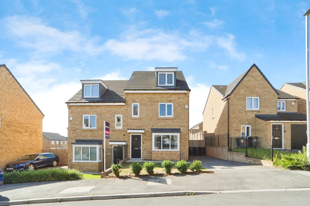 Main image of property: Quarry Bank Road, Bradford