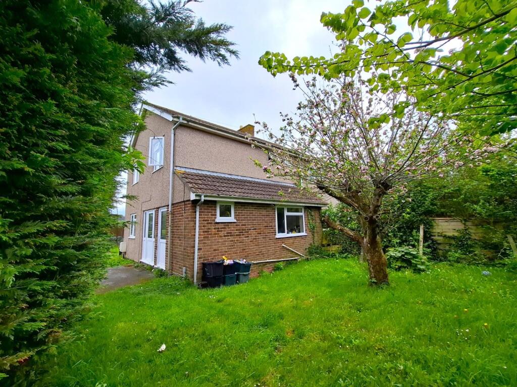 Main image of property: Two bedroom family home, ideally situated within Banwell's countryside