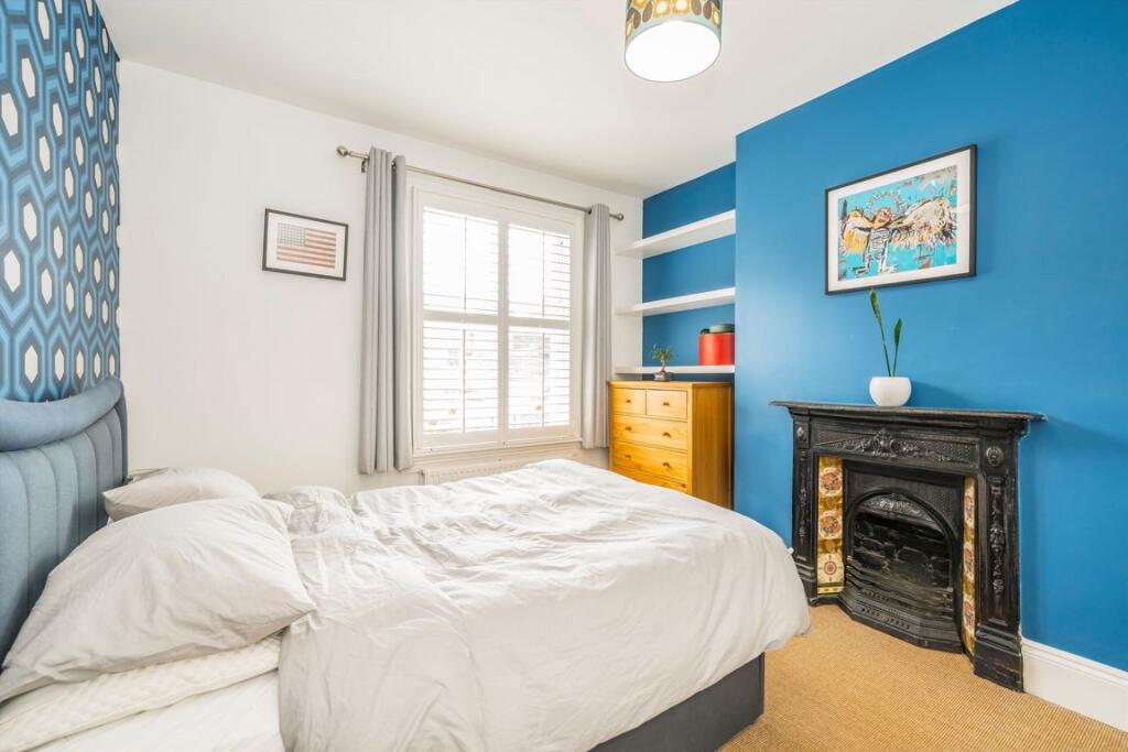 Apartment in London - View 5