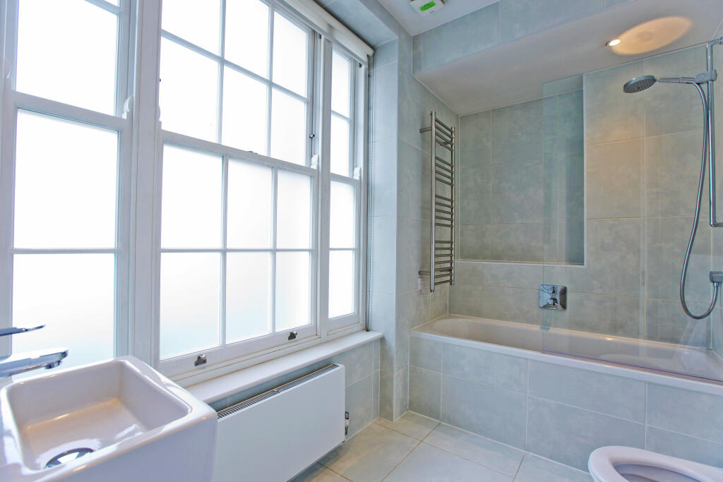 Apartment in London - View 4