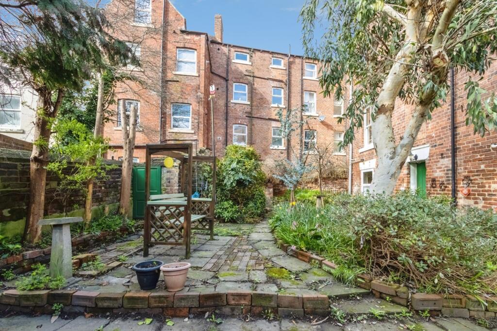 Main image of property: College Grove, Wakefield, West Yorkshire, WF1