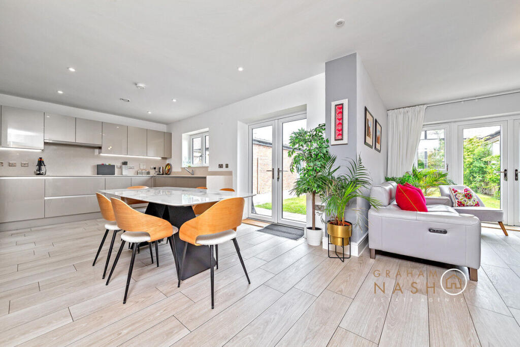 House in Milton Keynes, Oakgrove, Broughton and Milton Keynes - View 4