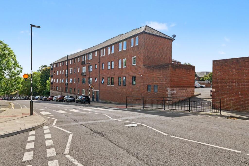Main image of property: 18 Hatfield House, Borough Road, North Shields, Tyne And Wear, NE29 6JZ