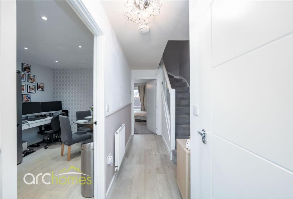 House in Wigan, Greater Manchester - More