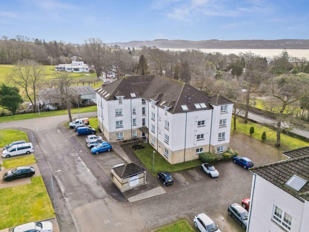 Main image of property: Flat 11, 1 Braid Avenue, Cardross, G82 5QF
