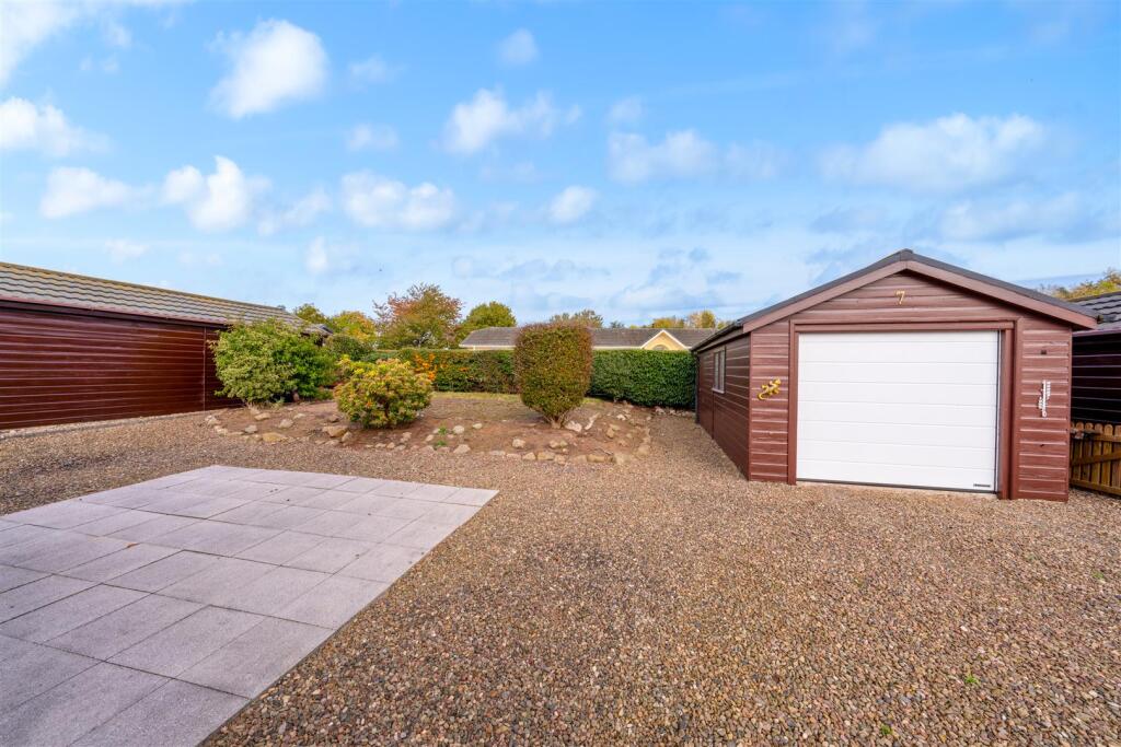7 Rowan Brae, Springwood Village, Kelso TD5 - View 4