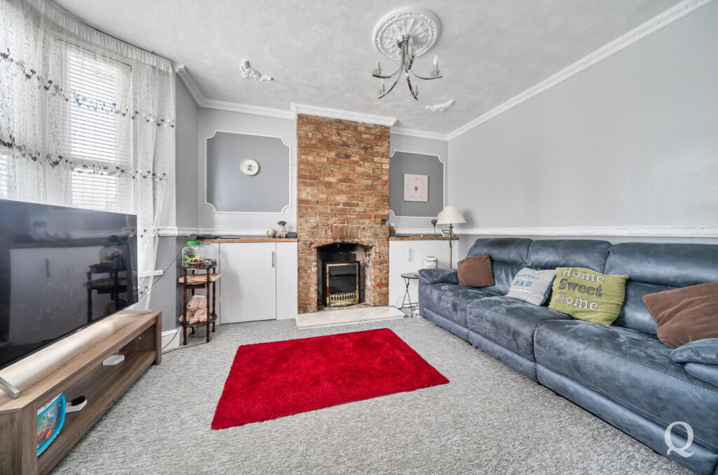 House in Rochester - View 2