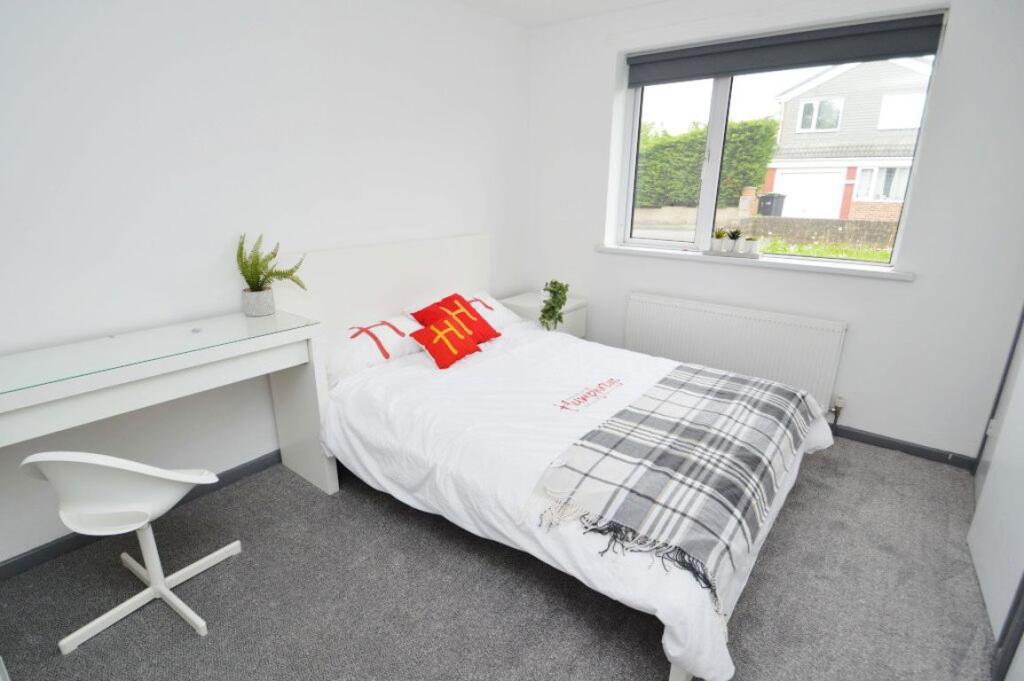 Apartment in Durham, Belmont - View 5