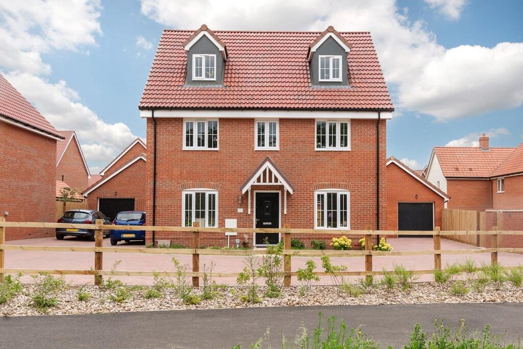 5-bed detached on Mount Road, Bury St Edmunds, Suffolk, IP32 7FB, £625,000
