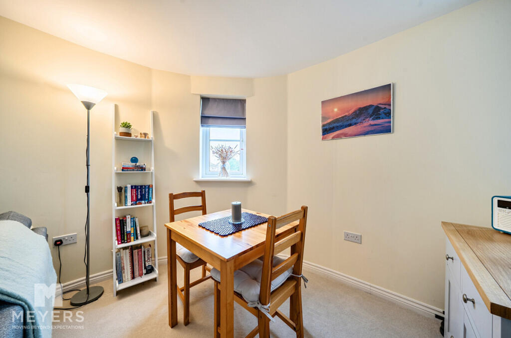 Apartment in Dorchester - View 5