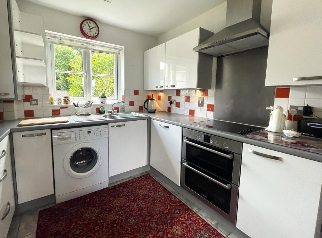 Garrett Close, Seaton, Devon, EX12 photo 3