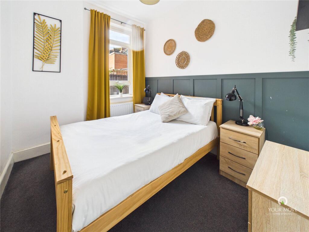 Apartment in Newcastle upon Tyne - More