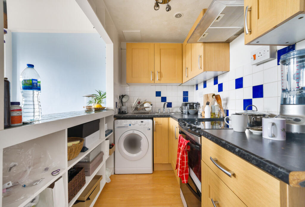 Apartment in Bristol, Cliftonwood, Hotwells - View 4