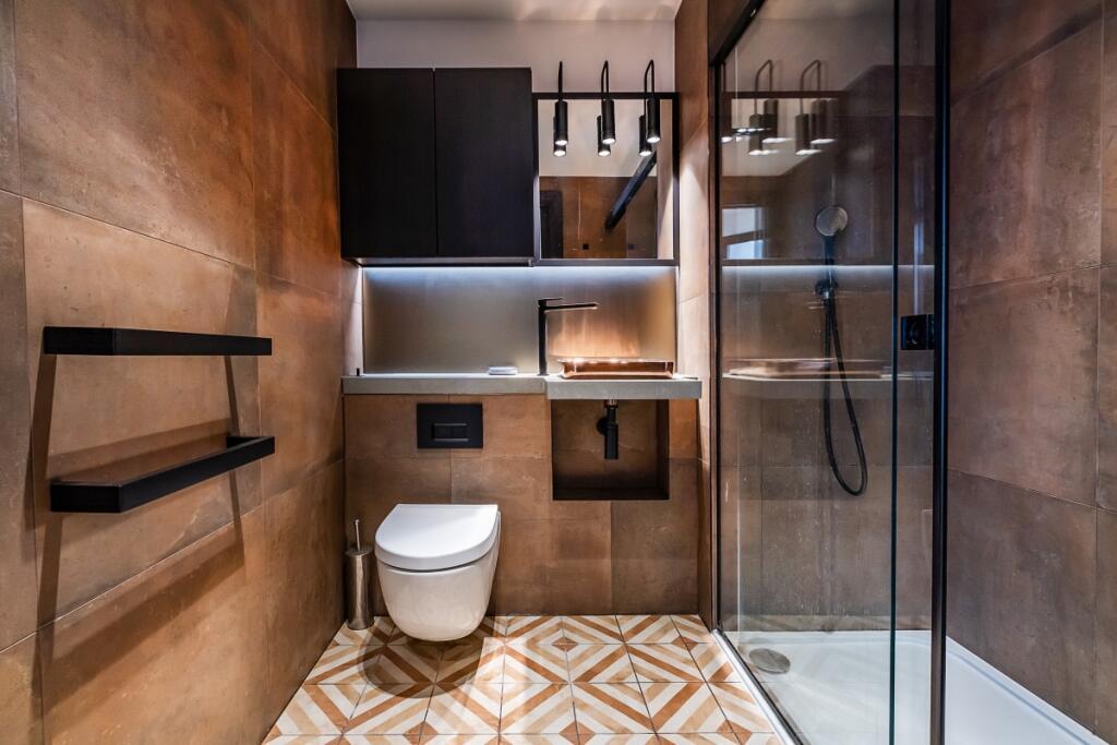 6 Exchange Gardens, London, SW8