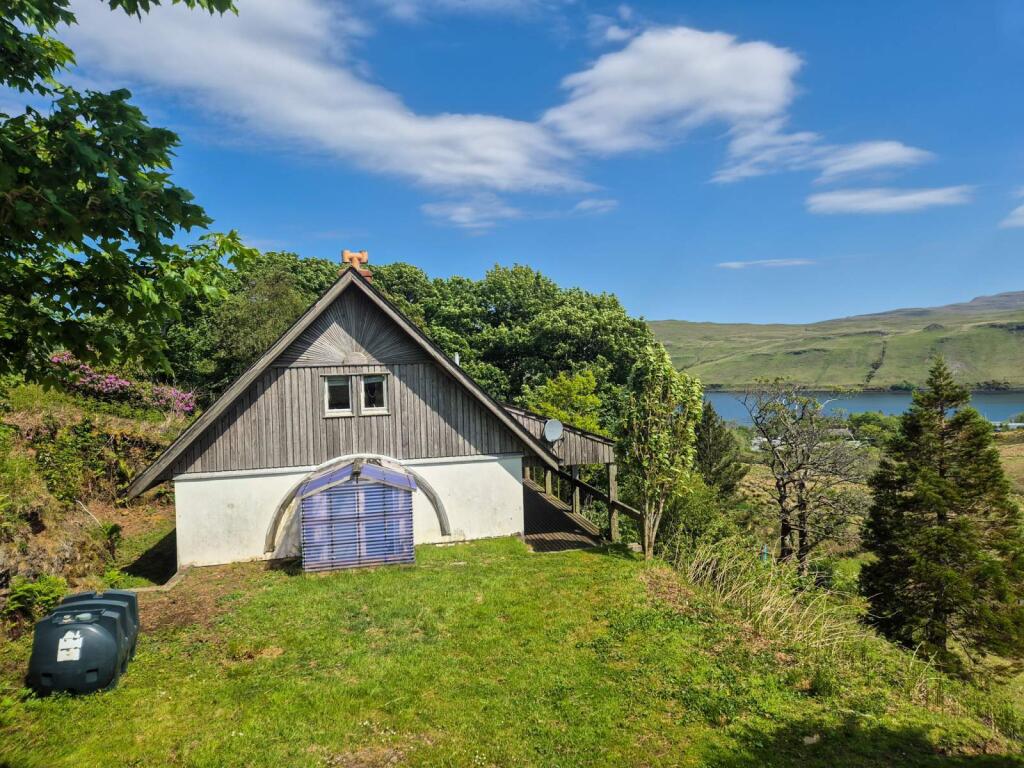 Main image of property: 7 Carbostbeag, Carbost, Isle of Skye, IV47 8SE