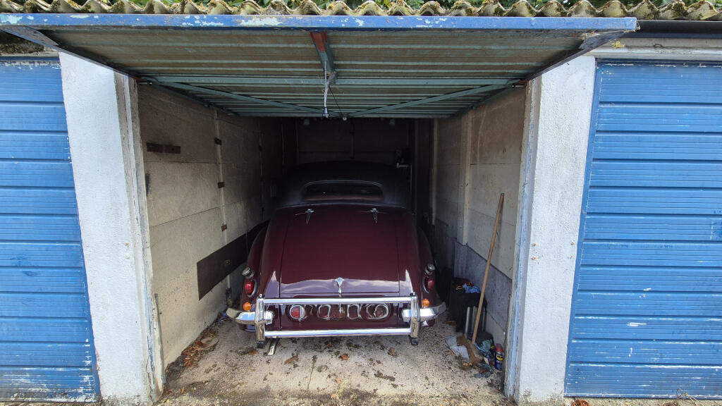 Garage, Glebe Way, Whitstable photo 4