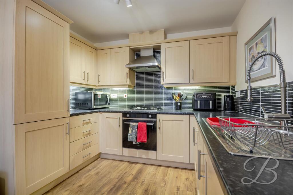 Thoresby Road, Mansfield Woodhouse, Mansfield photo 2